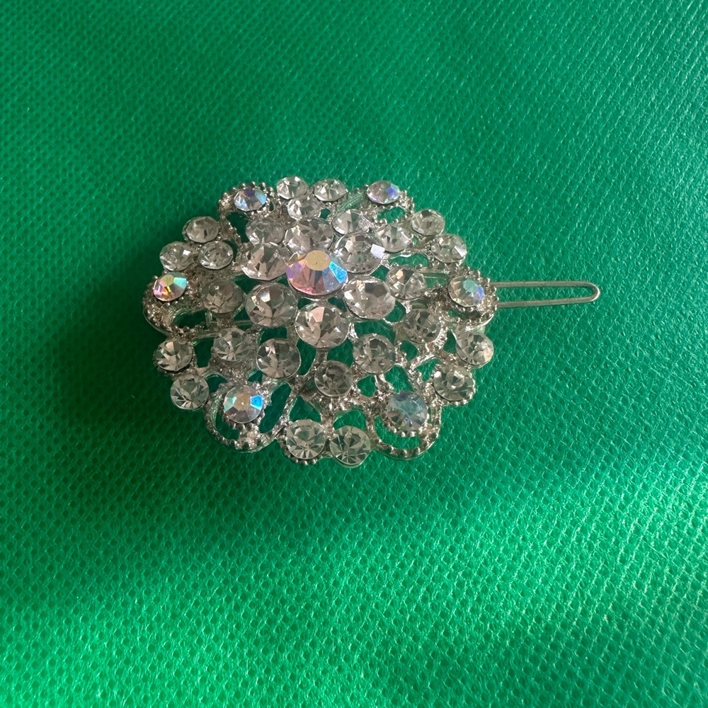 Sparkling Silver Hair Clip